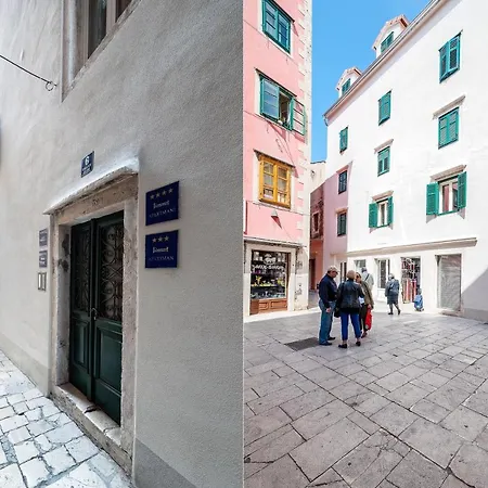 Rialto Luxury Apartment